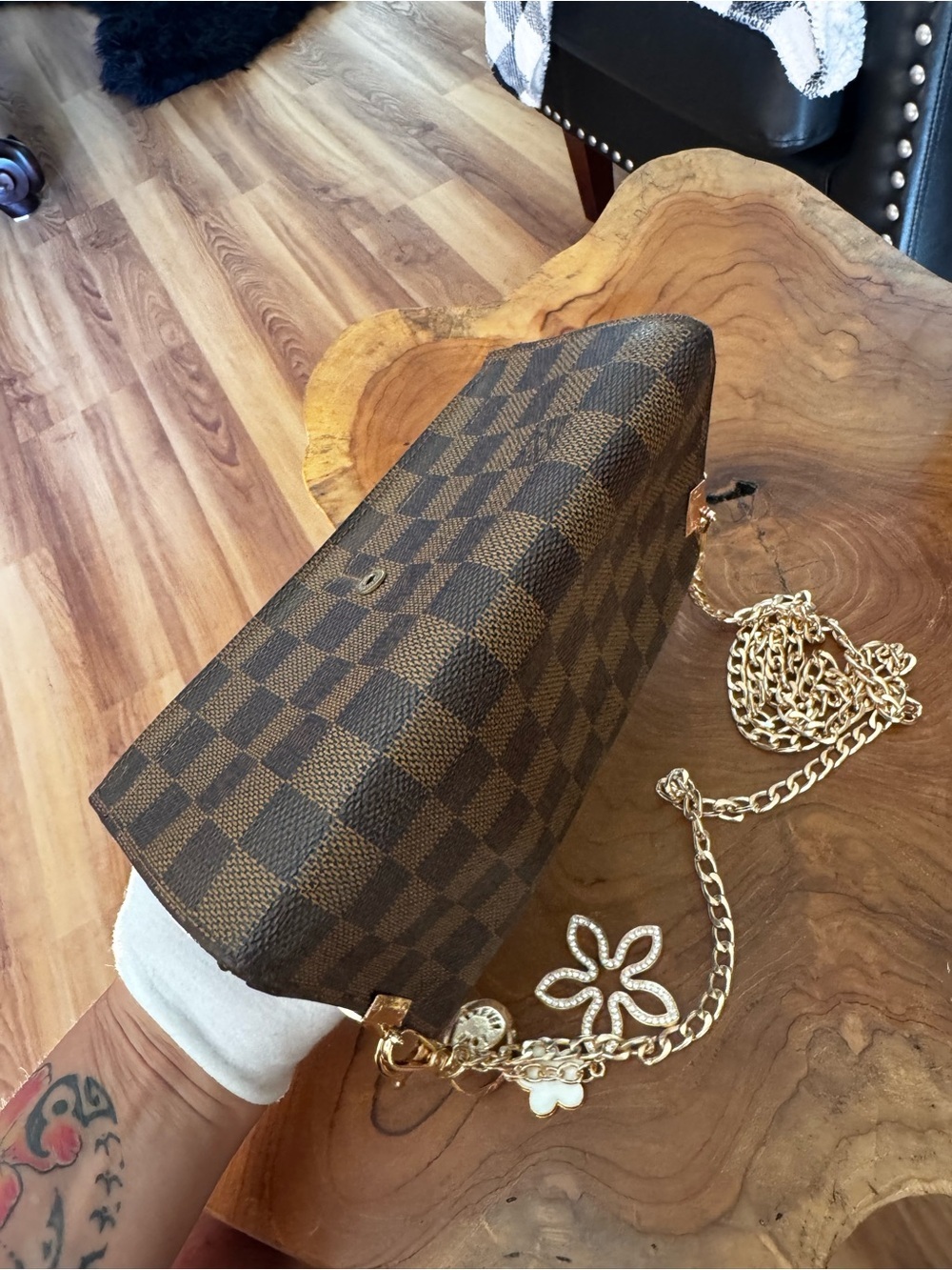 Just In 🔥 Louis Vuitton DAMIER Sarah wallet vintage converted Crossbody b+ - Picture 8 of 17